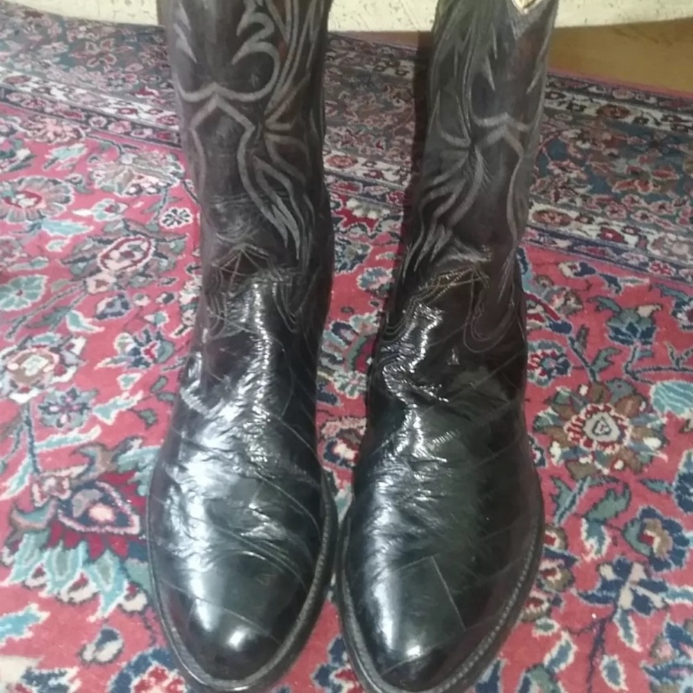 Beautiful Nocona 12 D Cowboy Boots!